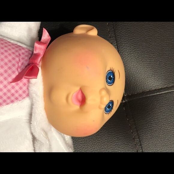 Cabbage Patch  kids doll - Picture 6 of 10